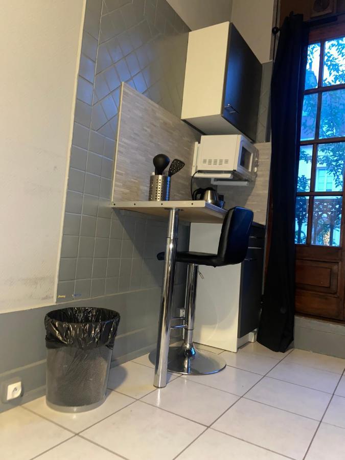Emplacement Ideal : Studio Au Coeur De Dijon Disponible En Location Apartment Ngoại thất bức ảnh