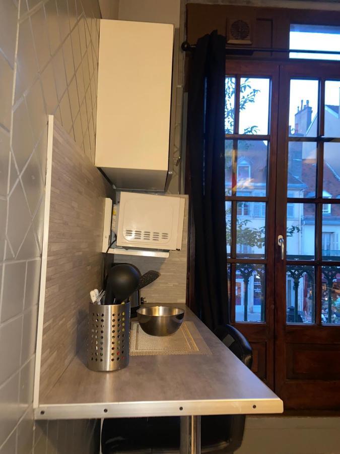 Emplacement Ideal : Studio Au Coeur De Dijon Disponible En Location Apartment Ngoại thất bức ảnh